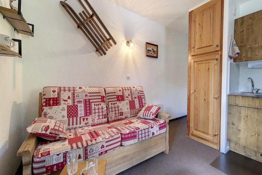 Location au ski Studio cabine 5 personnes (225) - La Résidence le Sorbier - Les Menuires - Séjour