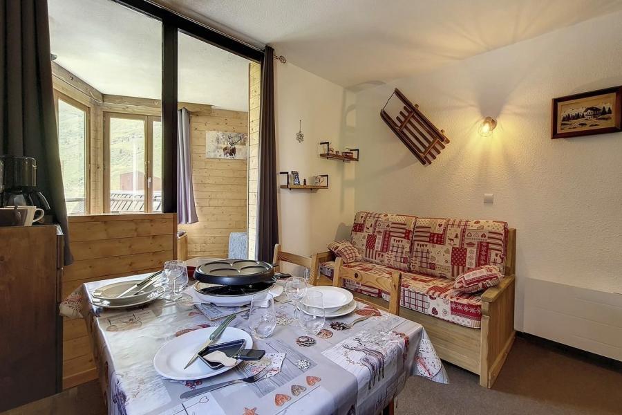 Location au ski Studio cabine 5 personnes (225) - La Résidence le Sorbier - Les Menuires - Séjour