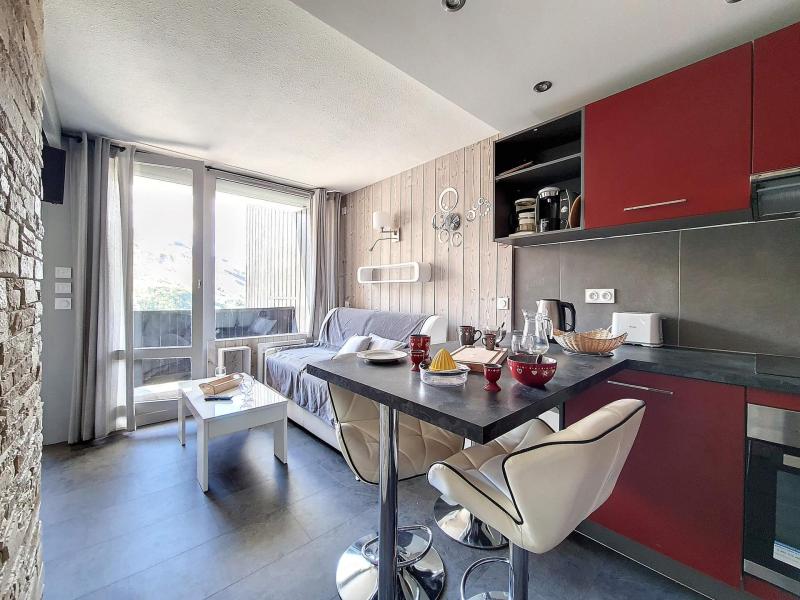 Rent in ski resort 2 room apartment sleeping corner 4 people (506) - La Résidence le Villaret - Les Menuires - Kitchen
