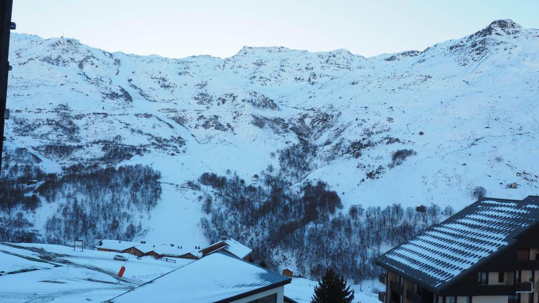 Vacanze in montagna Appartamento 2 stanze con alcova per 4 persone (506) - La Résidence le Villaret - Les Menuires - Esteriore inverno