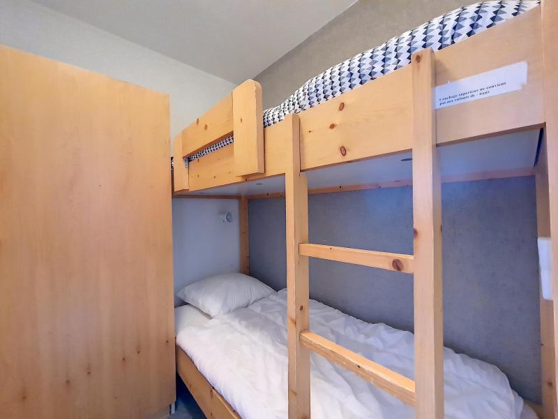 Ski verhuur Appartement 2 kabine kamers 4 personen (508) - La Résidence le Villaret - Les Menuires - Kamer
