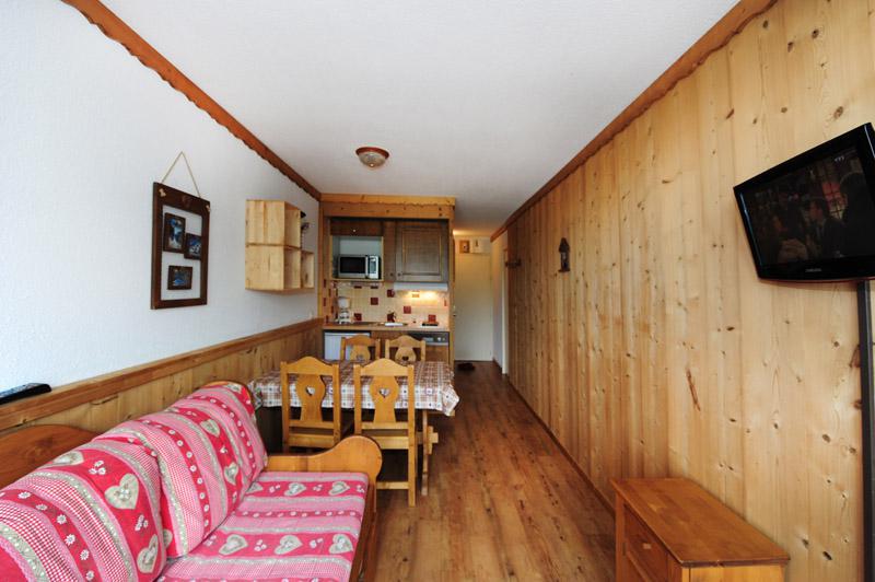 Rent in ski resort Studio cabin 4 people (0404) - La Résidence le Villaret - Les Menuires - Living room