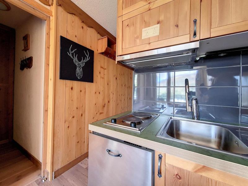 Rent in ski resort Studio cabin 4 people (405) - La Résidence le Villaret - Les Menuires - Kitchen