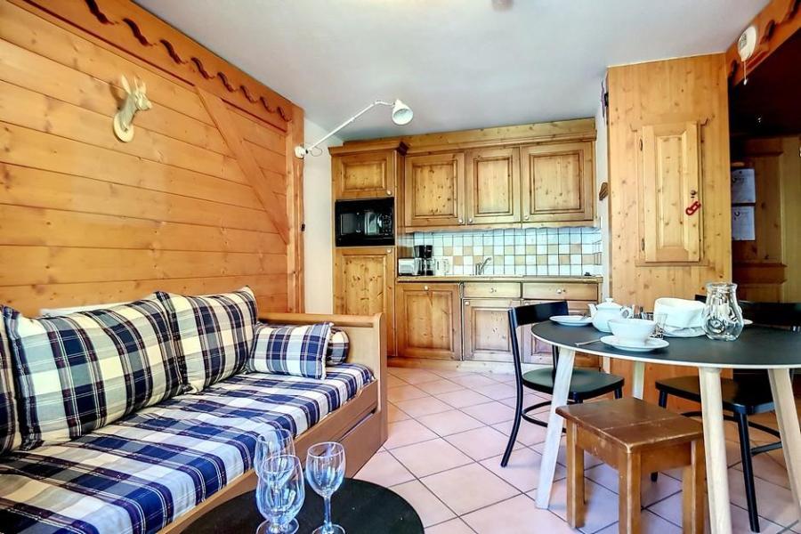 Rent in ski resort 2 room apartment 4 people (004A) - La Résidence les Alpages de Reberty - Les Menuires - Living room