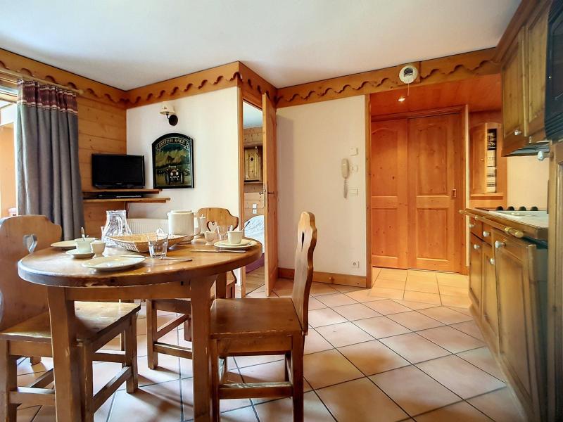 Rent in ski resort 3 room apartment 6 people (021) - La Résidence les Alpages de Reberty - Les Menuires - Living room
