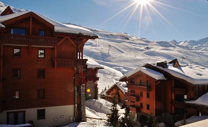 Ski verhuur Appartement 3 kamers 6 personen (021) - La Résidence les Alpages de Reberty - Les Menuires - Buiten winter