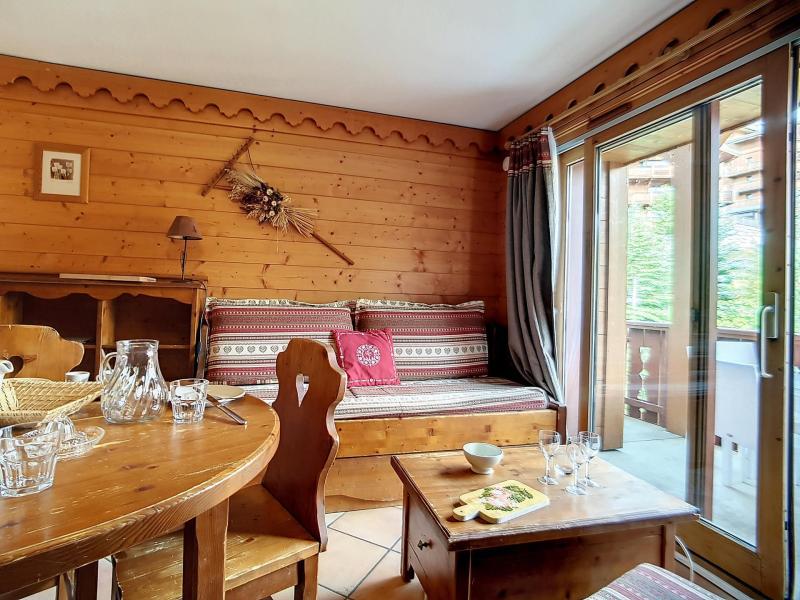 Ski verhuur Appartement 3 kamers 6 personen (021) - La Résidence les Alpages de Reberty - Les Menuires - Woonkamer