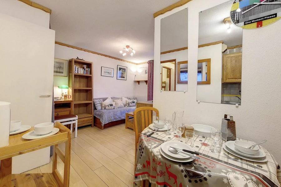 Rent in ski resort 2 room apartment cabin 4 people (0014) - La Résidence les Balcons d'Olympie - Les Menuires - Kitchen