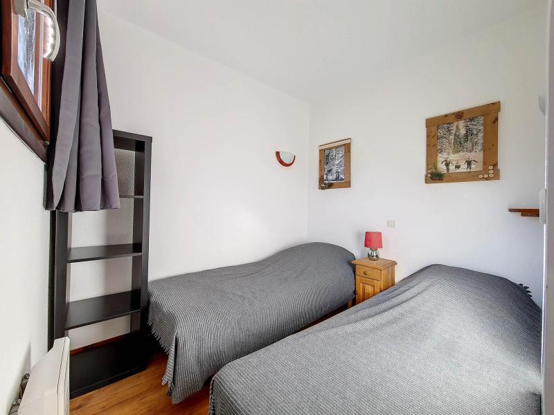 Rent in ski resort 3 room apartment sleeping corner 6 people (428) - La Résidence les Balcons d'Olympie - Les Menuires - Bedroom