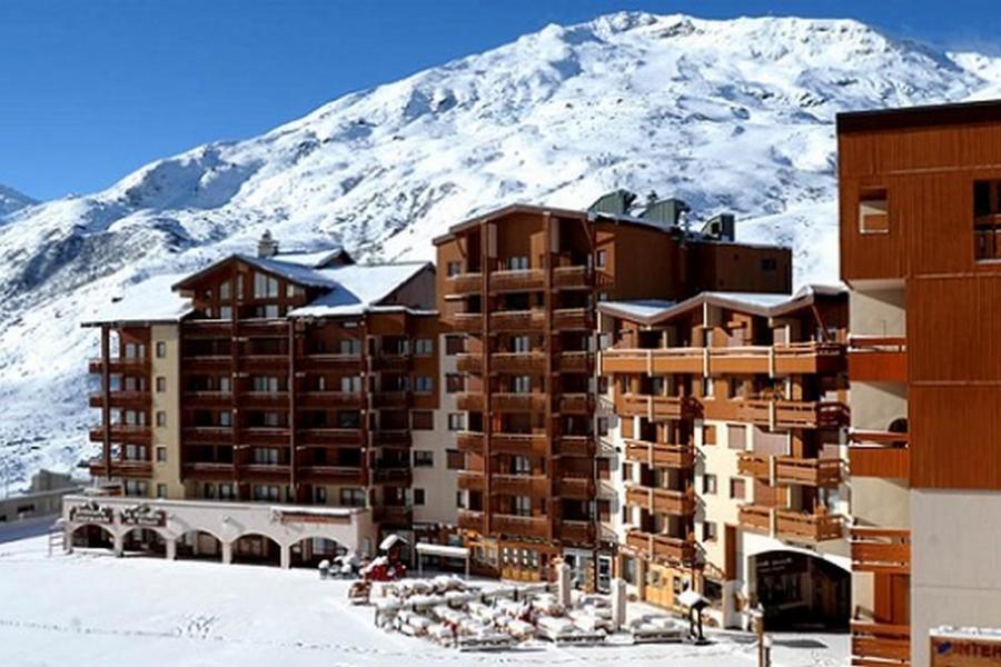 Rent in ski resort Studio sleeping corner 4 people (019) - La Résidence les Carlines - Les Menuires - Winter outside