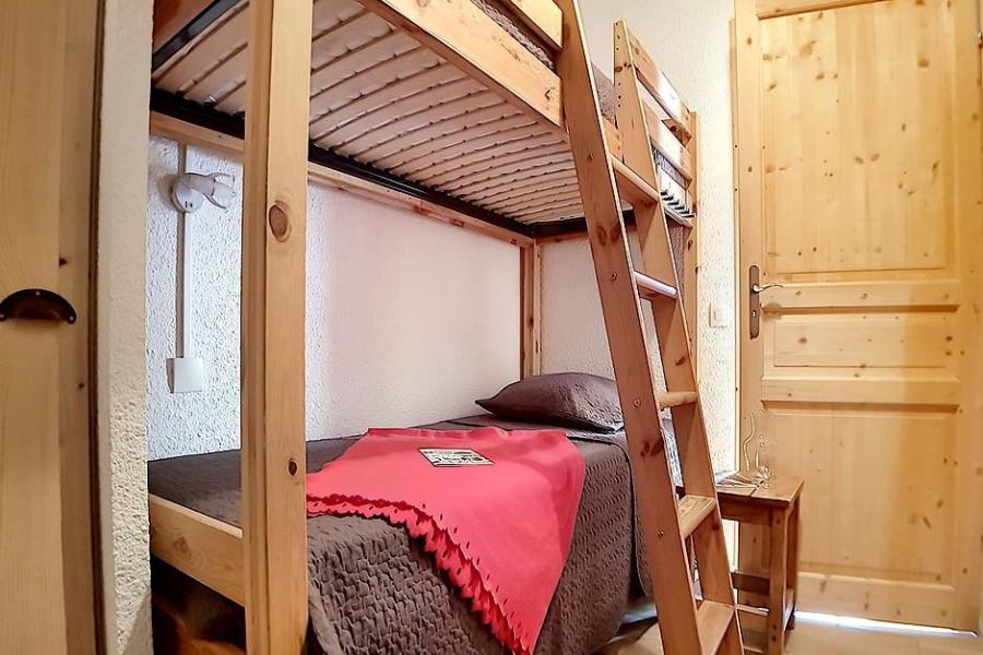 Аренда на лыжном курорте Квартира студия со спальней для 4 чел. (019) - La Résidence les Carlines - Les Menuires - апартаменты