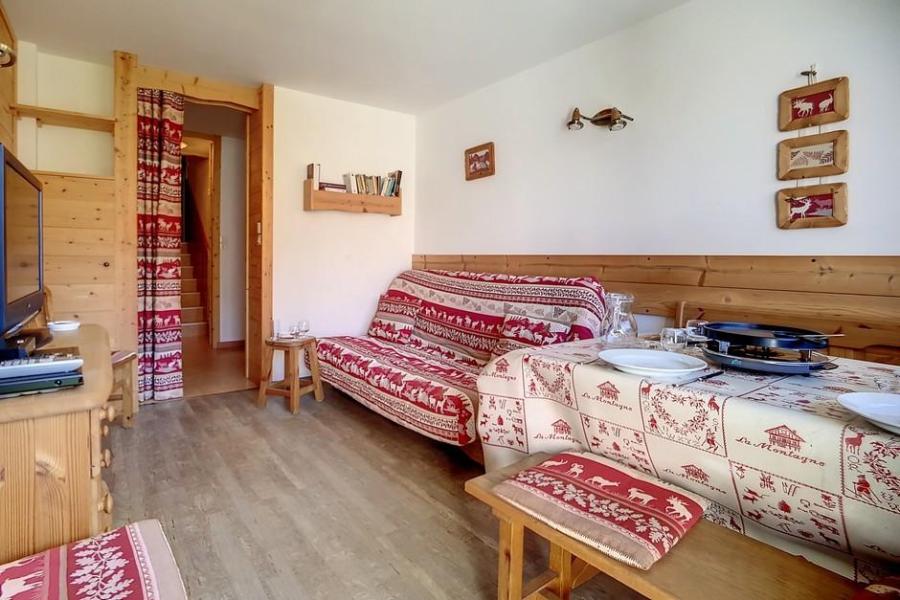 Rent in ski resort 2 room duplex apartment 5 people (E18) - La Résidence les Lauzes - Les Menuires - Apartment