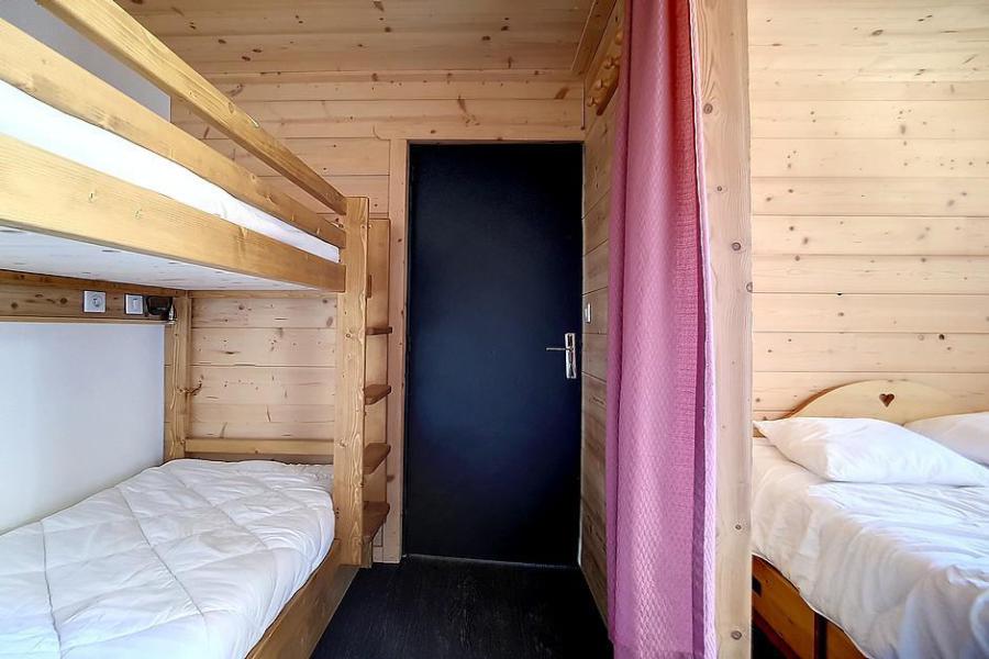 Skiverleih 3-Zimmer-Appartment für 6 Personen (B1) - La Résidence les Lauzes - Les Menuires - Schlafzimmer