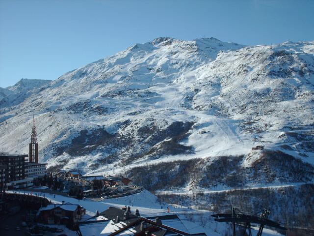 Ski verhuur La Résidence les Lauzes - Les Menuires - Buiten winter