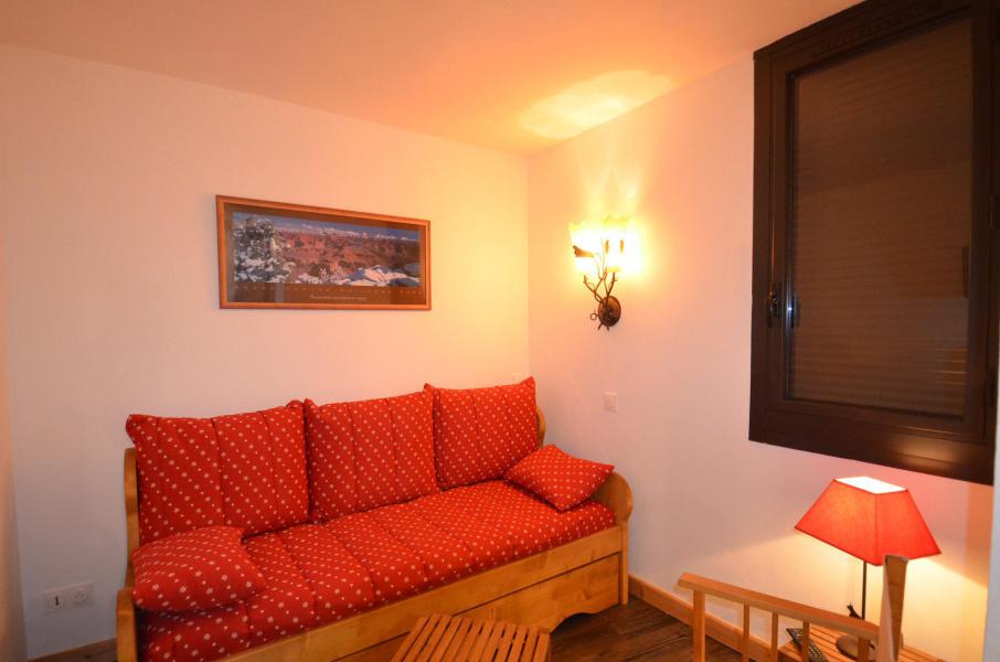 Rent in ski resort 2 room apartment 4 people (312) - La Résidence les Soldanelles - Les Menuires - Living room