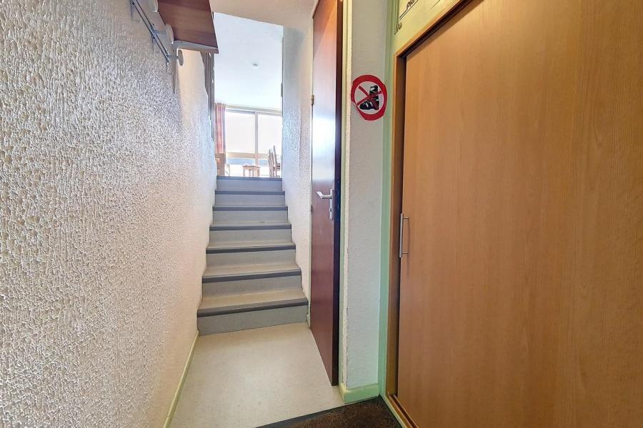 Wynajem na narty Apartament triplex 3 pokojowy 8 osób (419) - La Résidence Nant Benoit - Les Menuires - Pokój