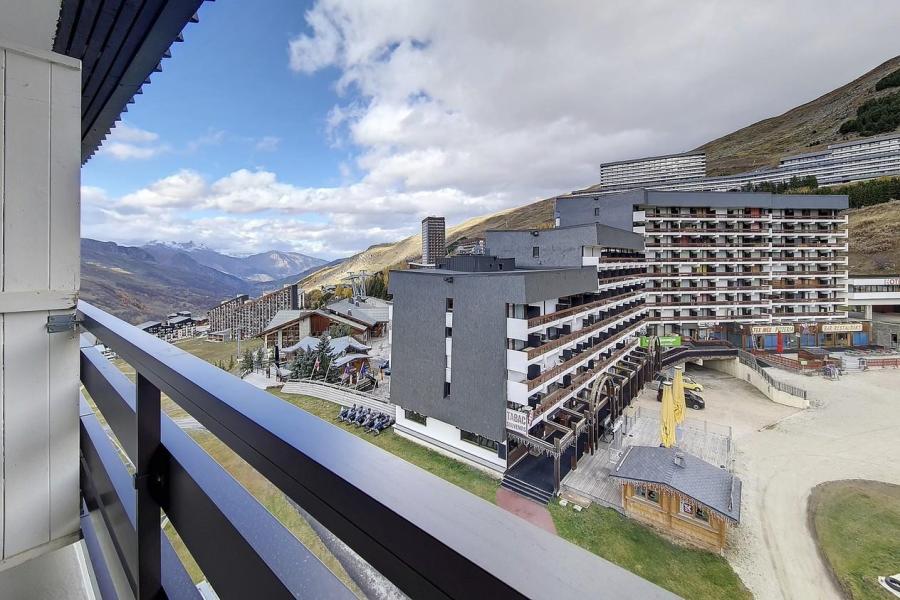 Rent in ski resort 3 room apartment 6 people (65) - La Résidence Oisans - Les Menuires - Balcony