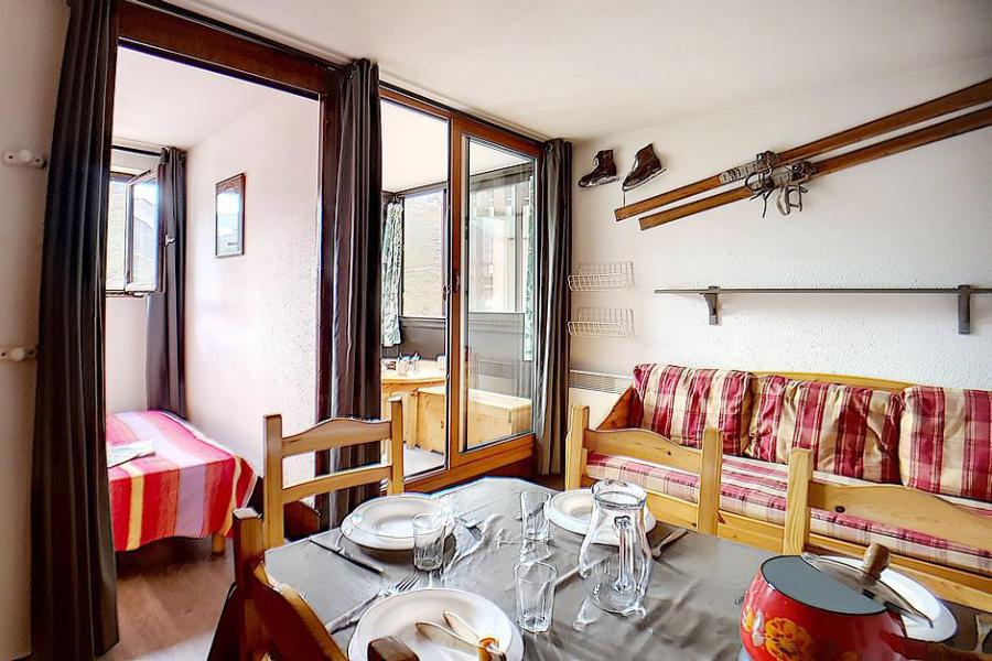 Rent in ski resort 2 room apartment 4 people (1211) - La Résidence Ski Soleil - Les Menuires - Living room