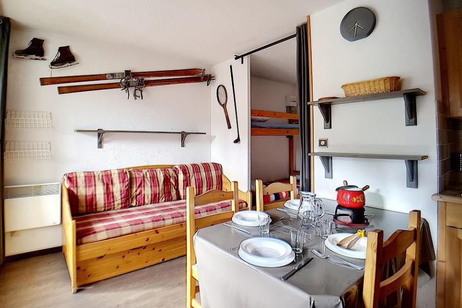 Skiverleih 2-Zimmer-Appartment für 4 Personen (1211) - La Résidence Ski Soleil - Les Menuires - Wohnzimmer