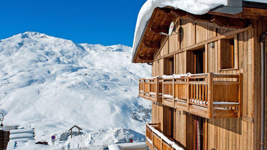 Vacances en montagne Le Chalet Lili - Les Menuires - Extérieur hiver