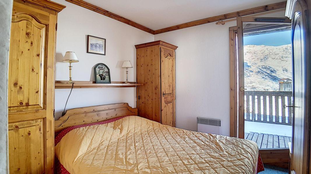 Skiverleih 3-Zimmer-Appartment für 6 Personen (1) - Le Hameau de la Sapinière - Chalet Cembro - Les Menuires - Schlafzimmer
