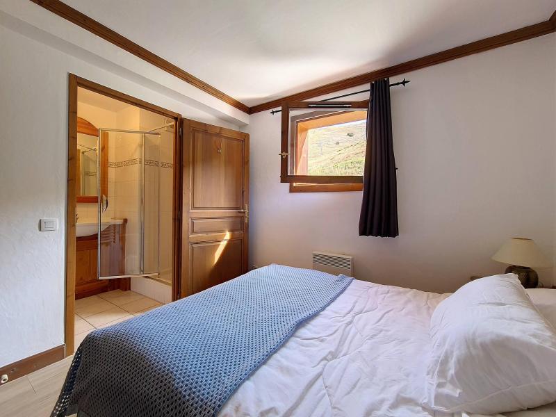 Ski verhuur Appartement 4 kamers 6 personen (6) - Le Hameau de la Sapinière - Chalet Cembro - Les Menuires - Kamer