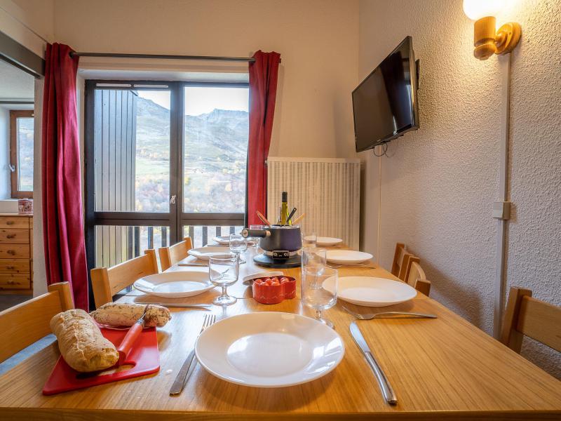 Rent in ski resort 3 room apartment 6 people (4) - Le Jetay - Les Menuires - Apartment