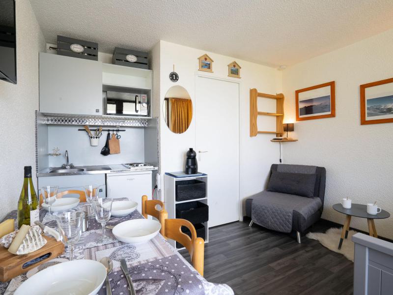 Ski verhuur Appartement 1 kamers 4 personen (4) - Le Médian - Les Menuires - Woonkamer