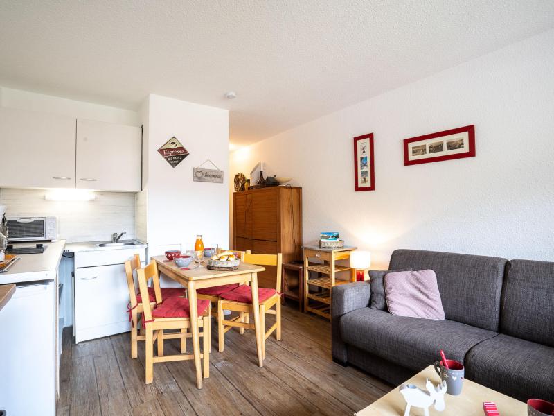 Rent in ski resort 1 room apartment 4 people (30) - Les Asters - Les Menuires - Living room