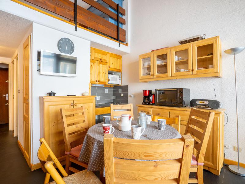 Rent in ski resort 2 room apartment 6 people (1) - Les Asters - Les Menuires - Living room