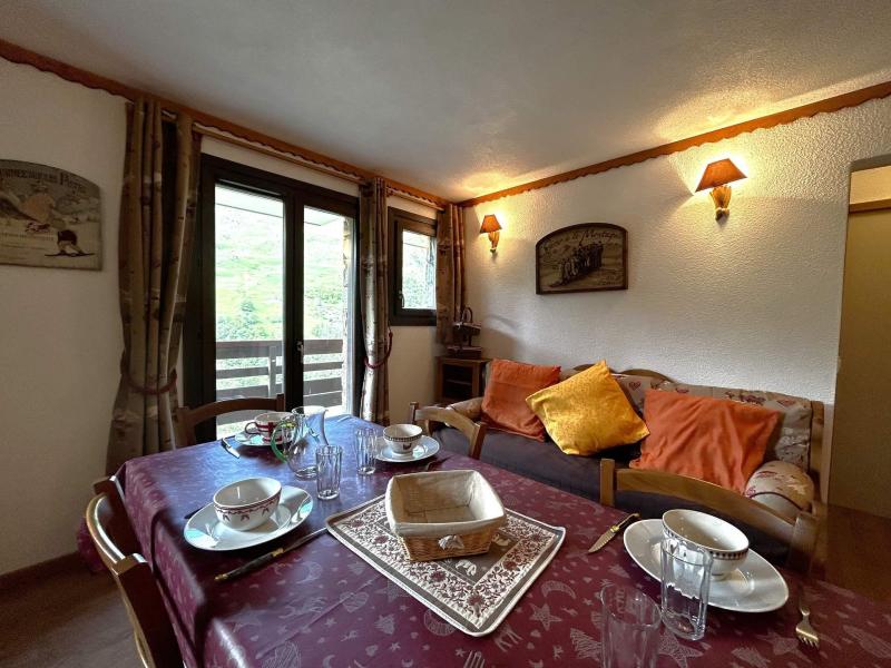 Rent in ski resort 3 room apartment 6 people (108) - Les Balcons d'Olympie - Les Menuires - Living room