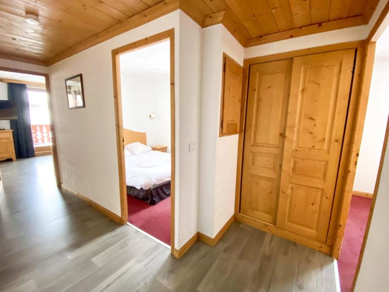 Location au ski Appartement 3 pièces 6 personnes - Les Chalets de l'Adonis - Les Menuires - Couloir