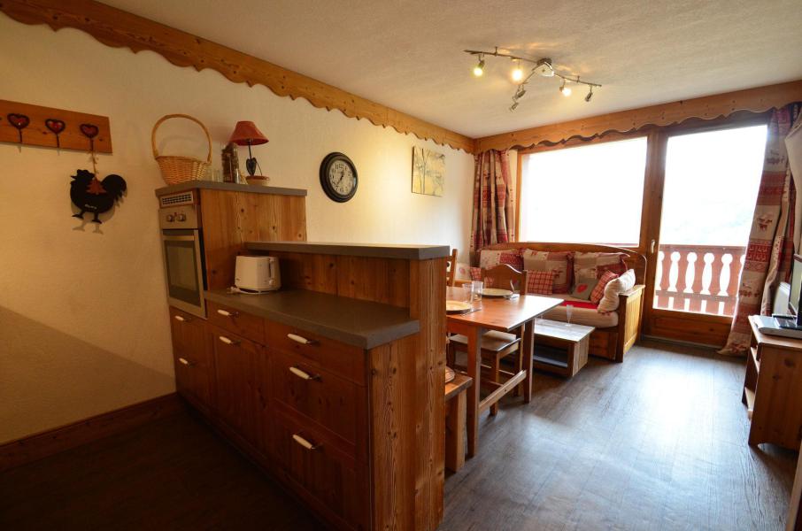 Rent in ski resort 2 room apartment cabin 4 people (202) - Les Côtes d'Or Chalet Argentière - Les Menuires - Living room