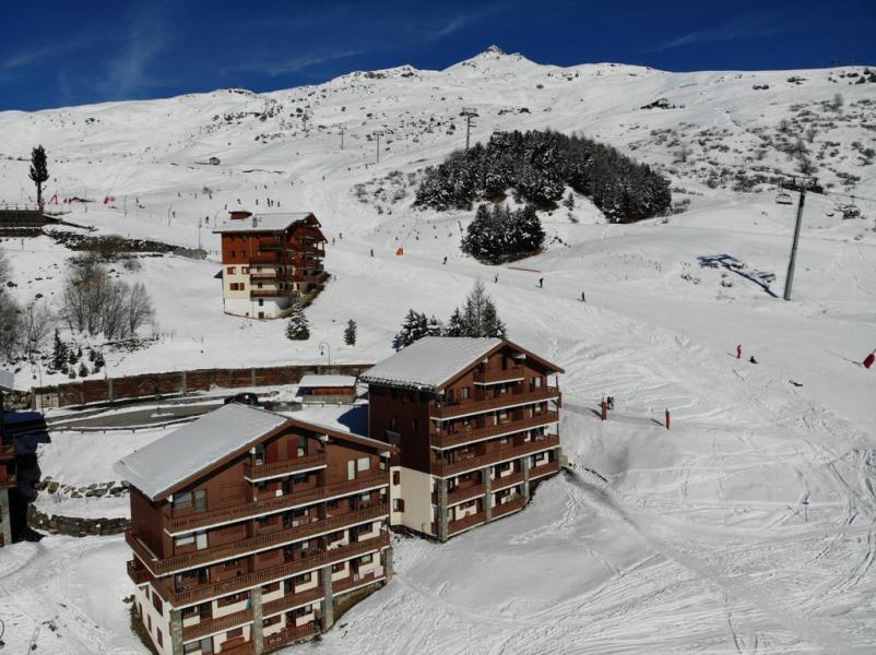 Location au ski Les Côtes d'Or Chalet Argentière - Les Menuires - Extérieur hiver