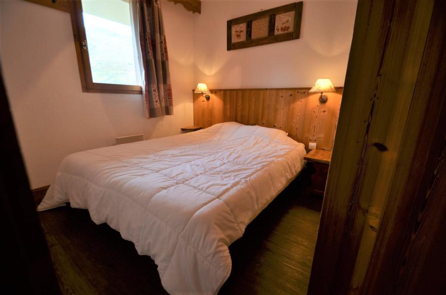 Ski verhuur Appartement 2 kabine kamers 4 personen (202) - Les Côtes d'Or Chalet Argentière - Les Menuires - Kamer