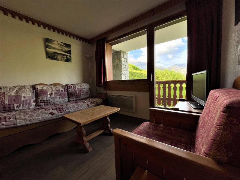 Rent in ski resort 2 room apartment cabin 4-6 people (002) - Les Côtes d'Or Chalet Bossons - Les Menuires - Living room