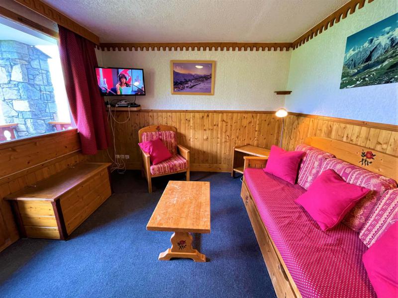 Rent in ski resort 3 room apartment 6 people (101) - Les Côtes d'Or Chalet Bossons - Les Menuires - Living room