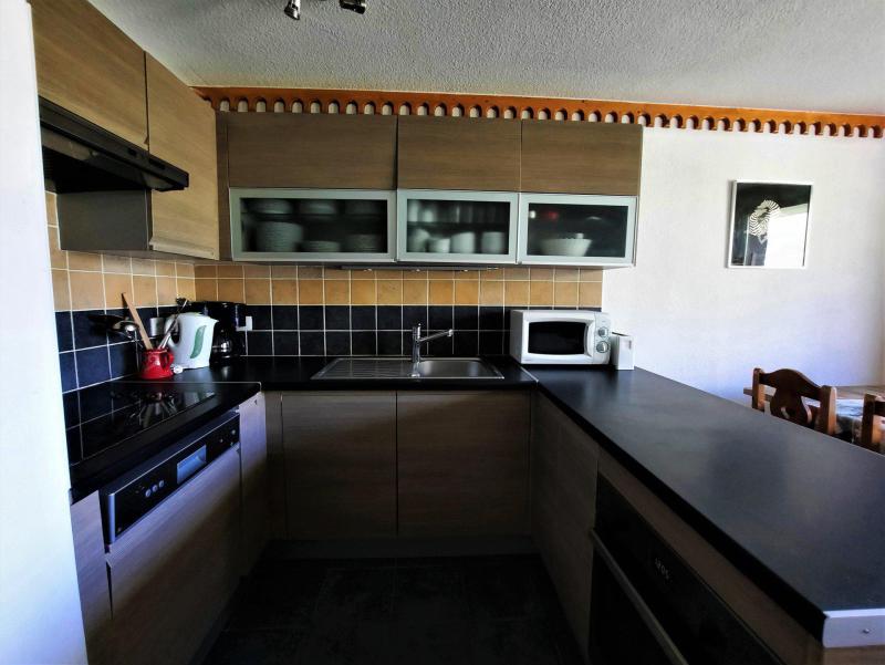 Rent in ski resort 4 room apartment cabin 10-12 people (402) - Les Côtes d'Or Chalet Bossons - Les Menuires - Kitchen