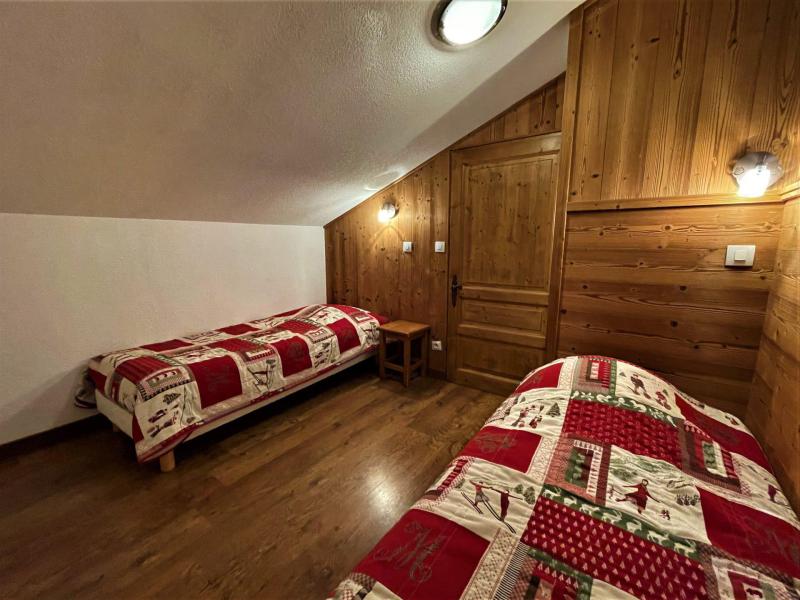 Аренда на лыжном курорте Апартаменты дуплекс 5 комнат 6-8  чел. (403) - Les Côtes d'Or Chalet Bossons - Les Menuires - Комната