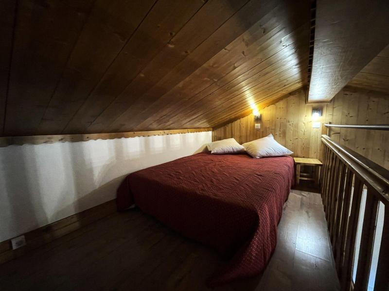Ski verhuur Appartement 4 kamers 6 personen (404) - Les Côtes d'Or Chalet Bossons - Les Menuires - Kamer