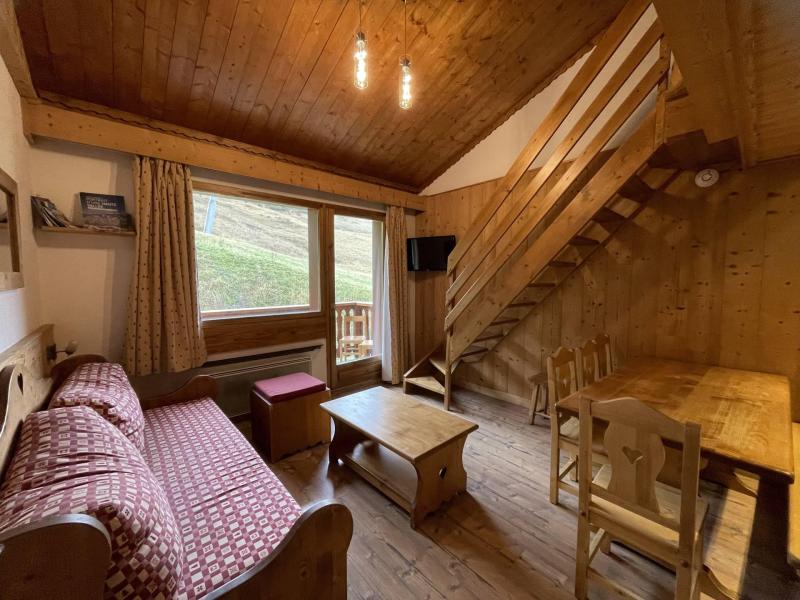 Ski verhuur Appartement 4 kamers 6 personen (404) - Les Côtes d'Or Chalet Bossons - Les Menuires - Woonkamer