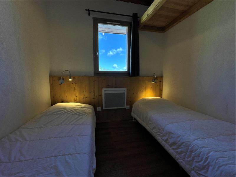 Ski verhuur Appartement 5 kamers 8 personen (401) - Les Côtes d'Or Chalet Bossons - Les Menuires - Kamer
