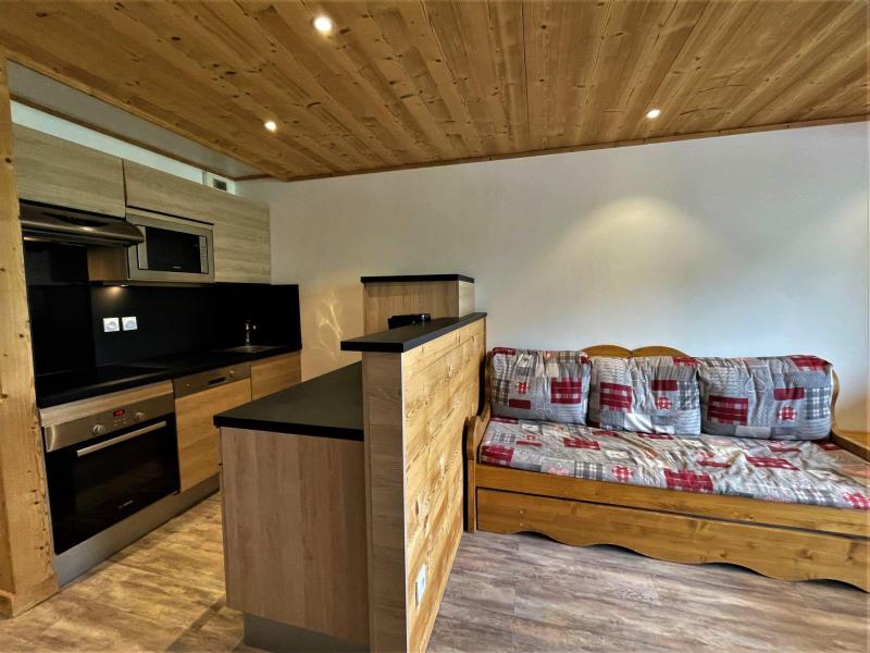 Rent in ski resort 2 room apartment 4 people (332) - Les Côtes d'Or Chalet Courmayeur - Les Menuires - Living room