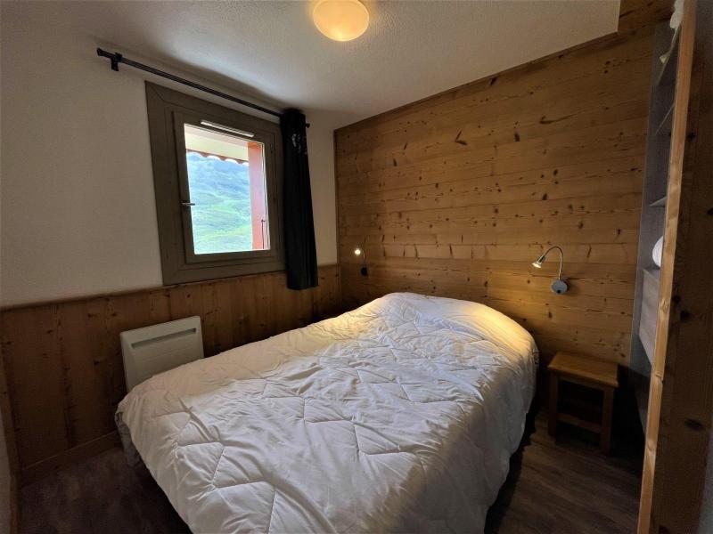 Skiverleih 2-Zimmer-Appartment für 4 Personen (332) - Les Côtes d'Or Chalet Courmayeur - Les Menuires - Schlafzimmer