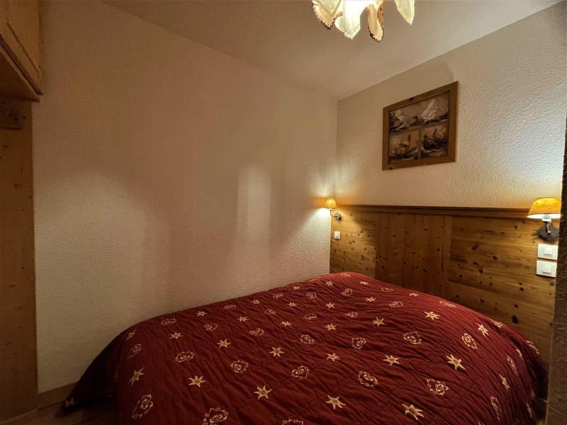 Skiverleih 2-Zimmer-Holzhütte für 4 Personen (322) - Les Côtes d'Or Chalet Courmayeur - Les Menuires - Schlafzimmer