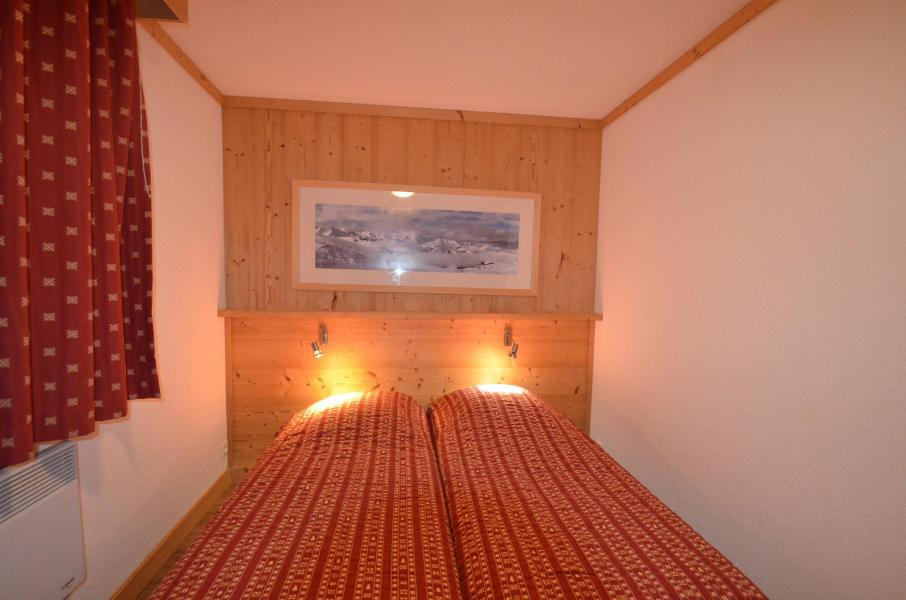 Skiverleih 4-Zimmer-Appartment für 8 Personen (323) - Les Côtes d'Or Chalet Courmayeur - Les Menuires - Schlafzimmer