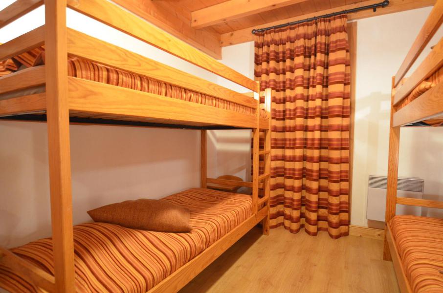 Skiverleih 4 Zimmer Maisonettewohnung für 8-10 Personen (342) - Les Côtes d'Or Chalet Courmayeur - Les Menuires - Schlafzimmer