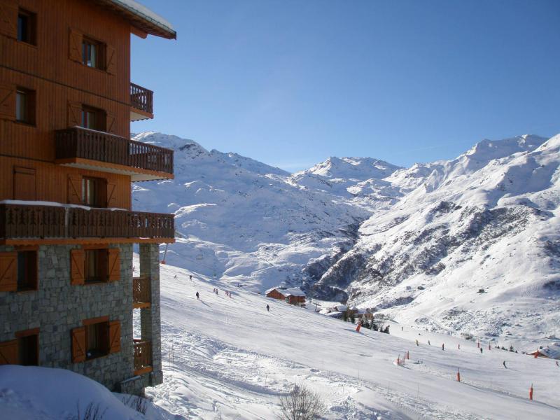 Vacances en montagne Appartement 4 pièces 8 personnes (323) - Les Côtes d'Or Chalet Courmayeur - Les Menuires - Extérieur hiver