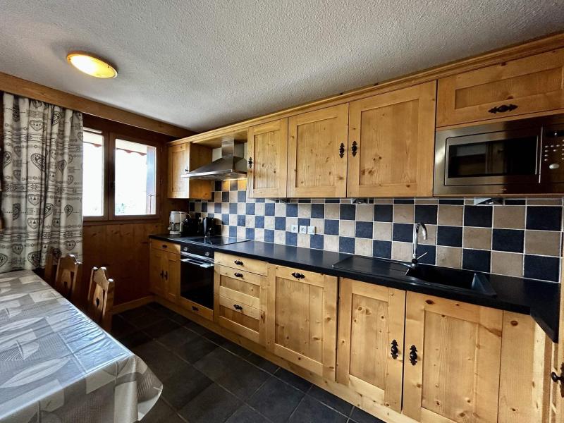 Location au ski Appartement 4 pièces 8 personnes (323) - Les Côtes d'Or Chalet Courmayeur - Les Menuires - Cuisine