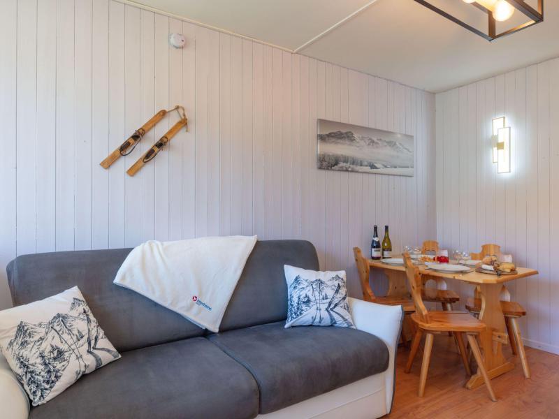 Rent in ski resort 2 room apartment 4 people (7) - Les Lauzes - Les Menuires - Apartment